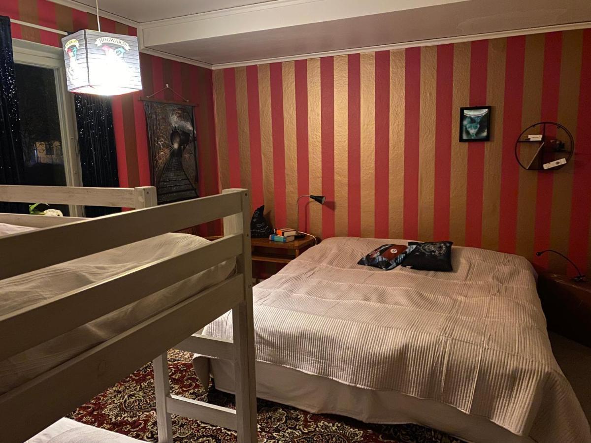 Bed And Books Pa Oesterlens Gaesthaerbaerge Glemminge エクステリア 写真