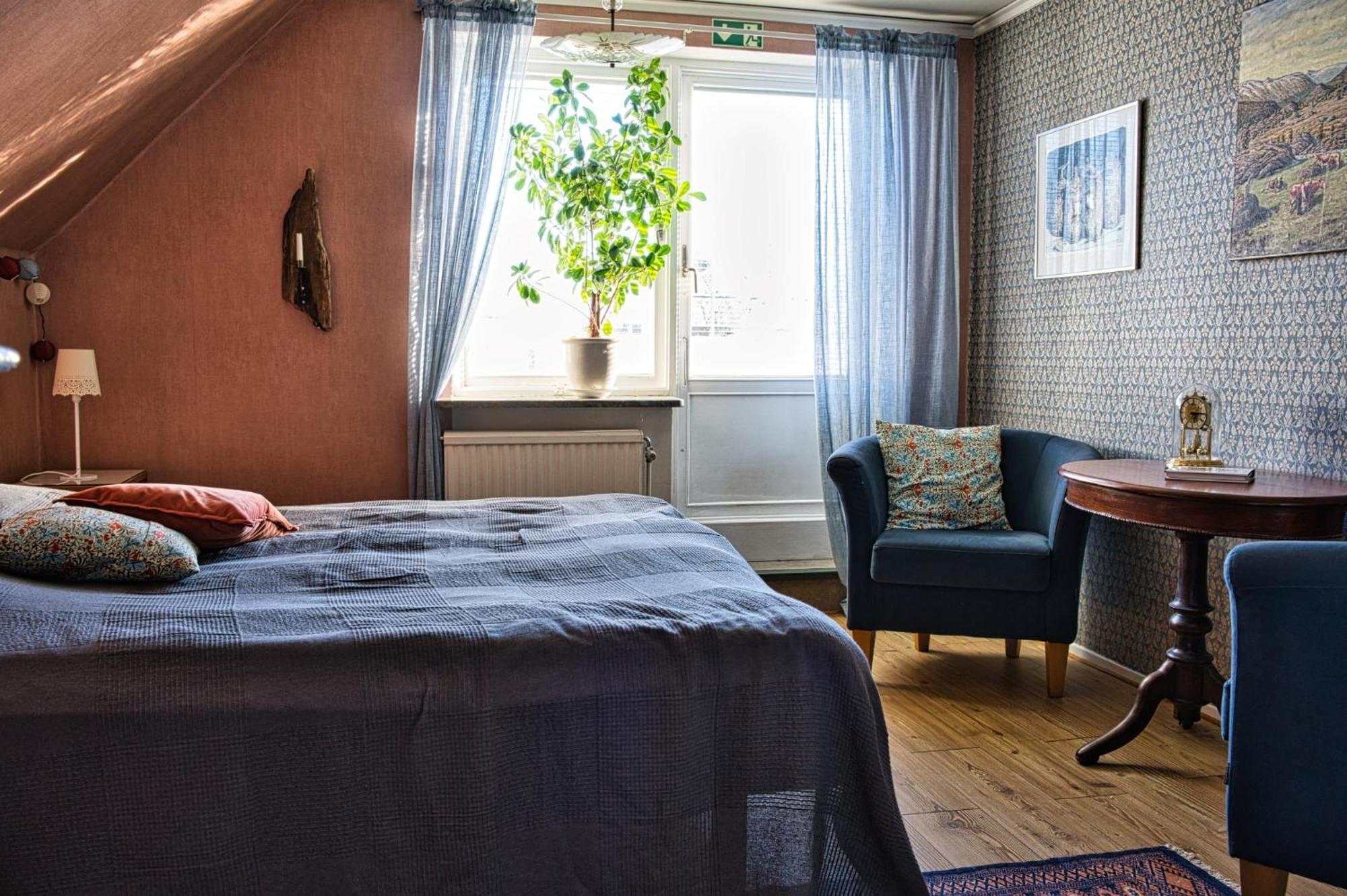 Bed And Books Pa Oesterlens Gaesthaerbaerge Glemminge エクステリア 写真