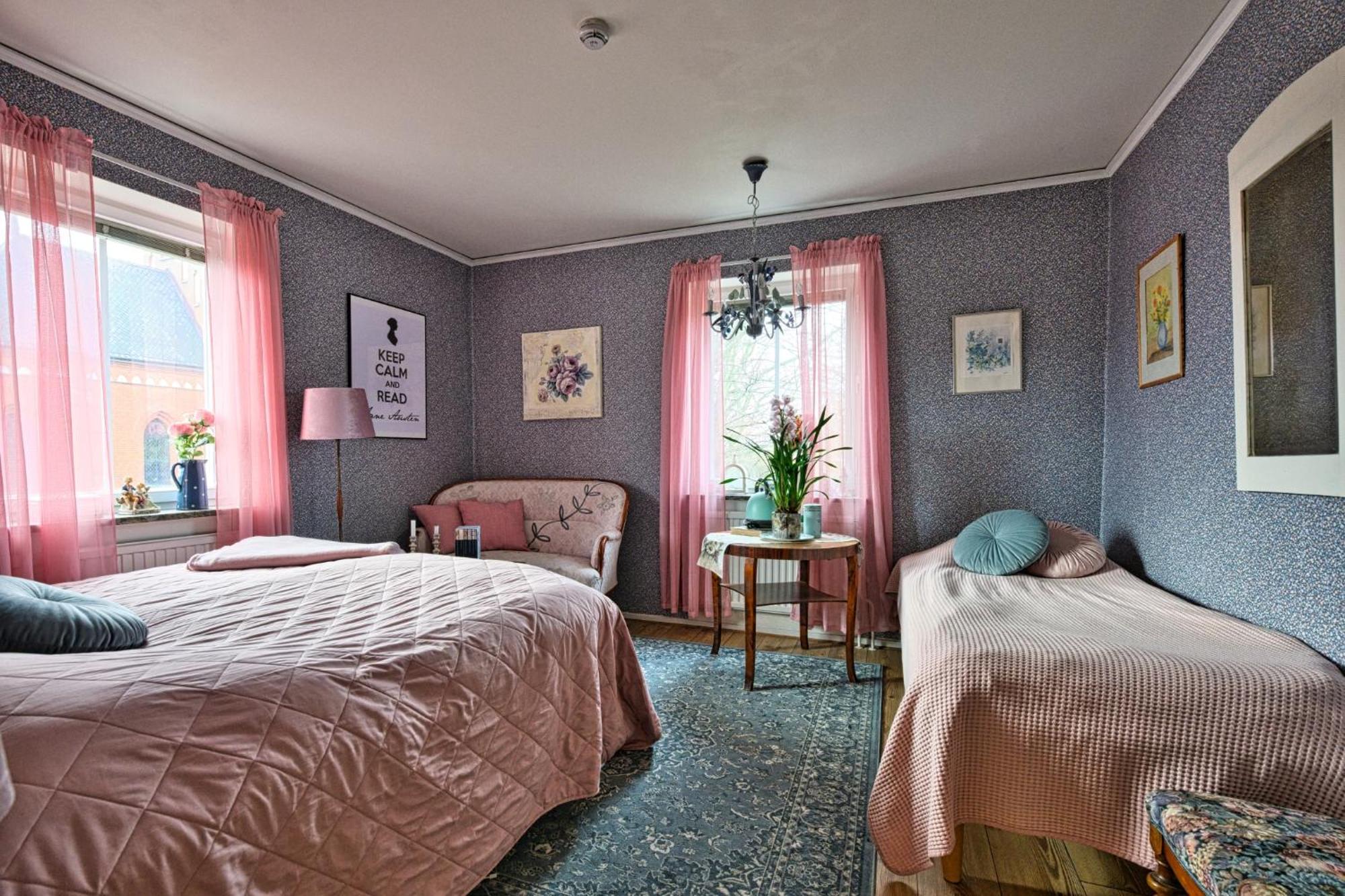 Bed And Books Pa Oesterlens Gaesthaerbaerge Glemminge エクステリア 写真